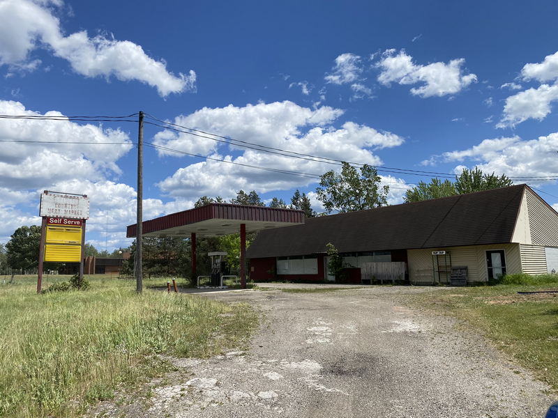 Strauer's Country Market (Herriman's Country Market)